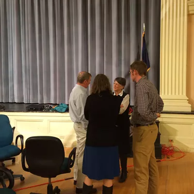 Image: Permitting Debate: Mayor and Council Clash Over Resolution