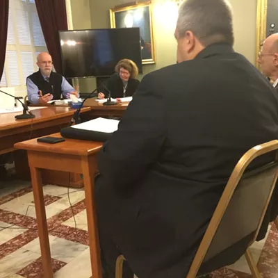 Image: Inmates' Advocates Say They Have Little Access to Private Prisons