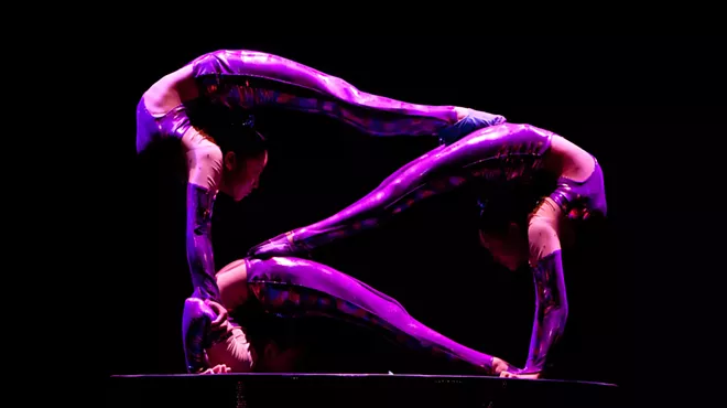 Image: Golden Dragon Acrobats
