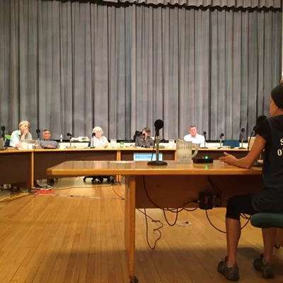 Image: City Council Voices Support for Howard Center Workers