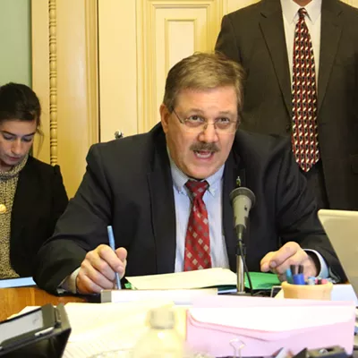 Image: Amendment Would Push Same-Day Voter Registration to 2017