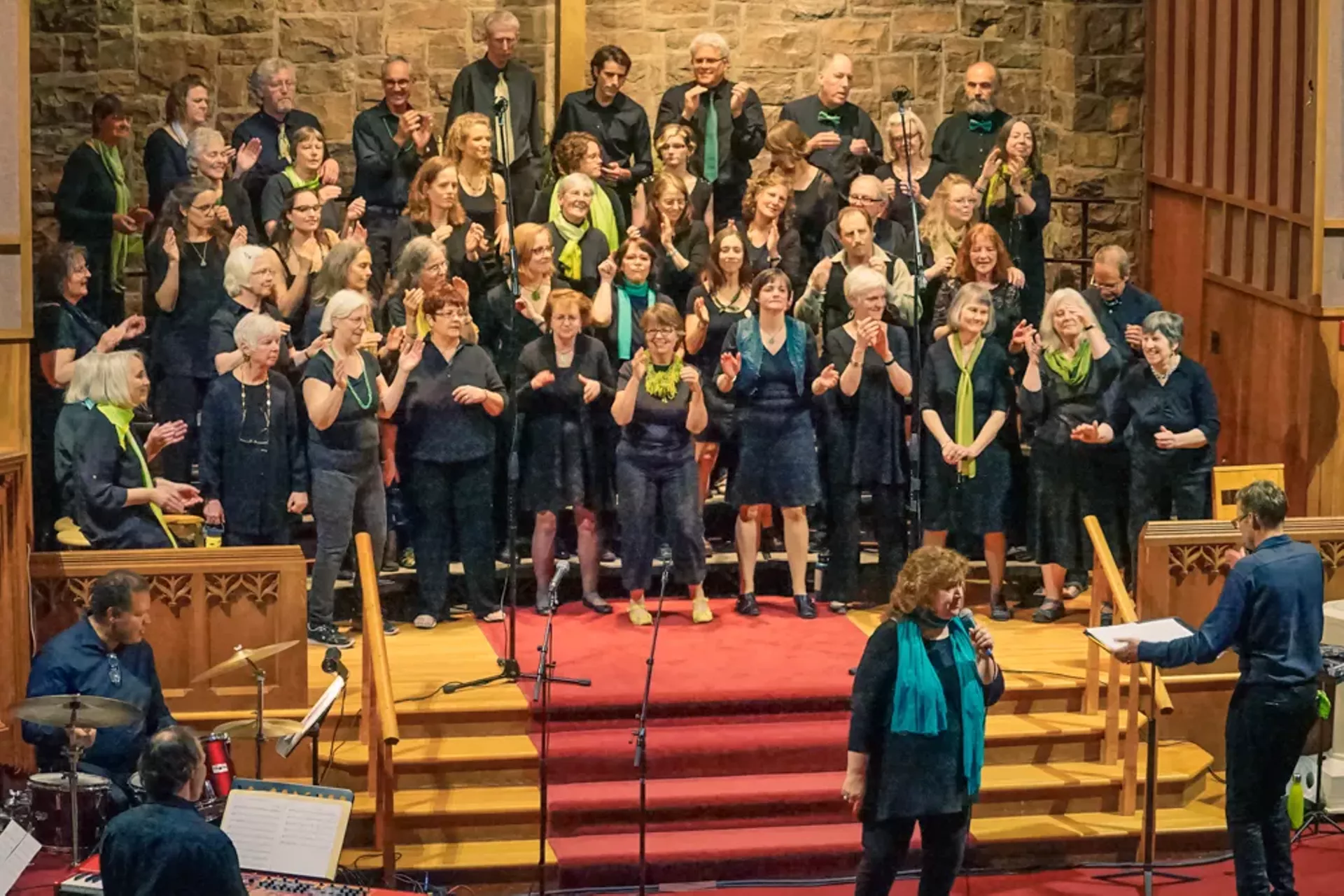 3f3f5f21_choir105.webp