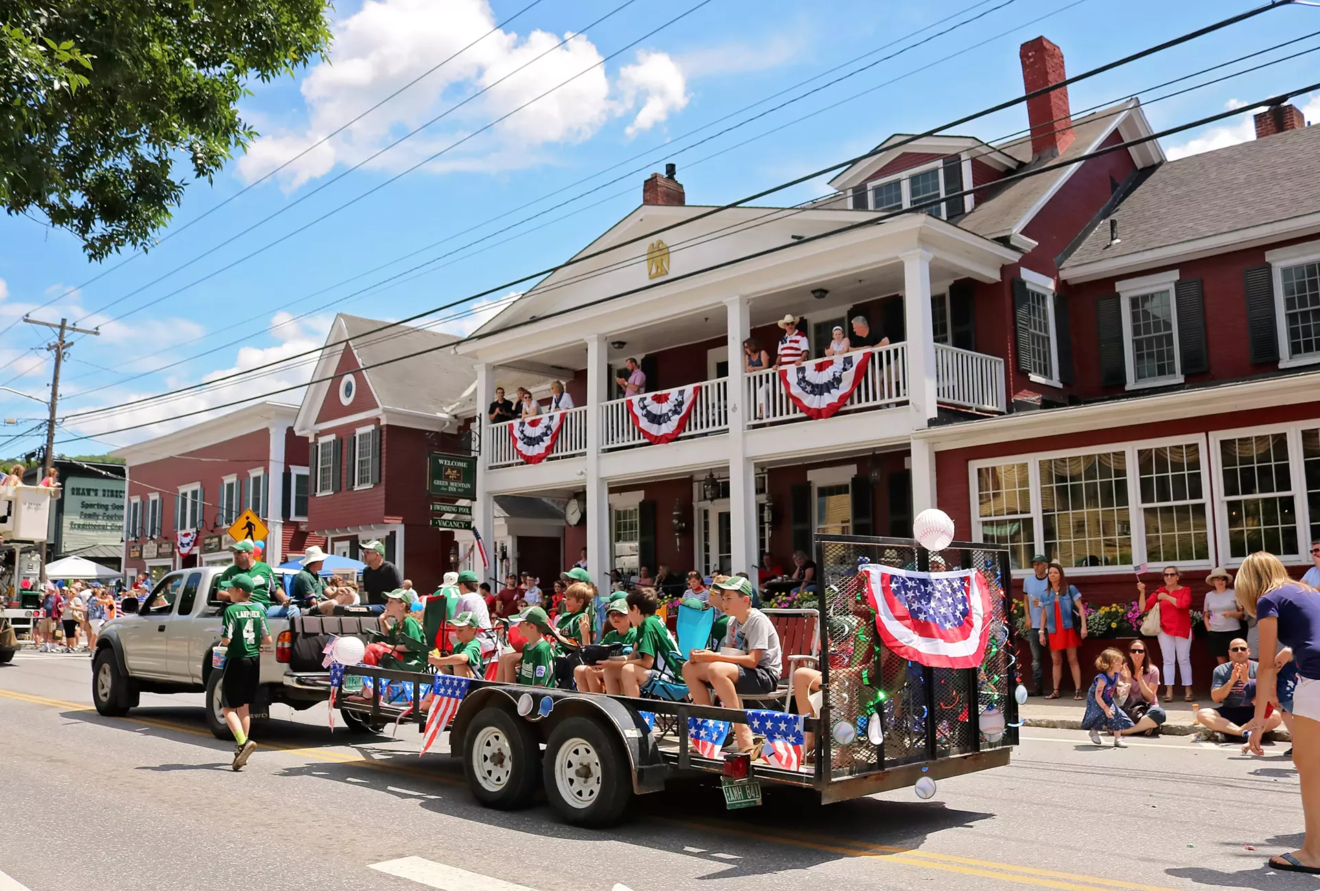 stowe_vibrancy_fourthofjuly4.webp