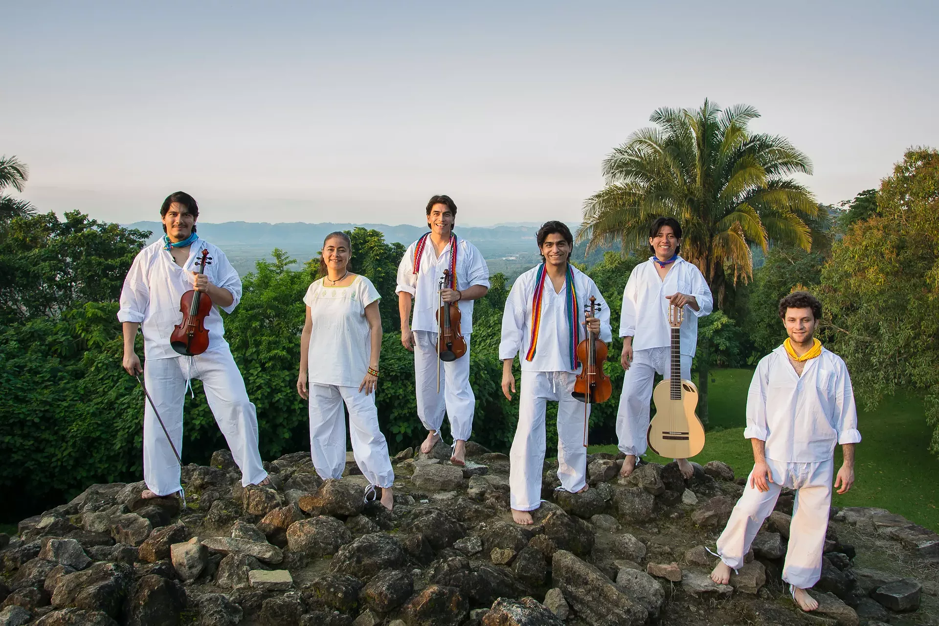 the_villalobos_brothers_courtesy_of_candiani_chillopa_fotograf_a_.webp