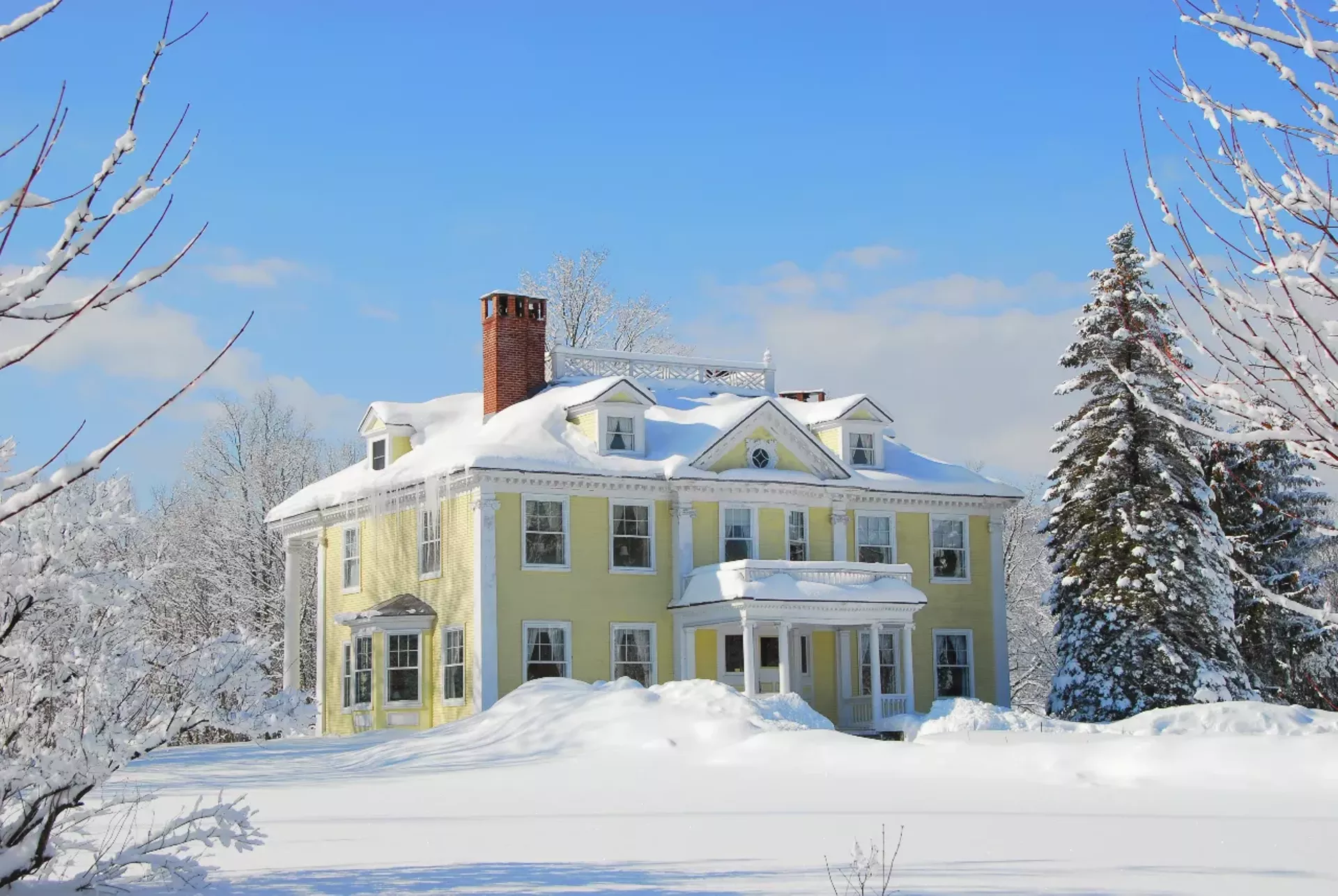 governor_s_house_winter-hor-5.webp