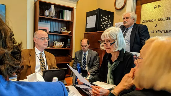 Image: Vermont House Panel Approves $15 Minimum Wage
