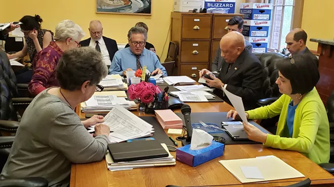 Image: Vermont Senate Offers Two-Year Minimum Wage Boost as 'Compromise'