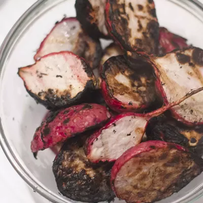 Image: Farmers Market Kitchen: Fire-Roasted Radishes