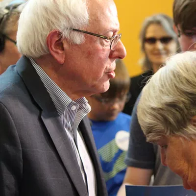 Image: Sanders Raises $15 Million in First Two Months as Candidate
