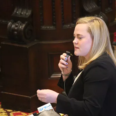 Image: House Backs Modest Increase to Vermont's Minimum Wage
