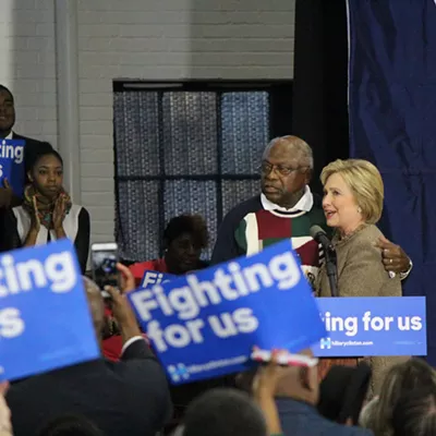 Image: Clinton and Sanders Battle for Orangeburg, S.C.