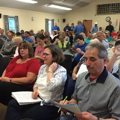Image: Critics of Rutland Refugee Plan Grill Aldermen, Resettlement Officials