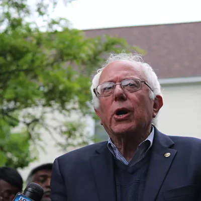 Image: After D.C. Primary, Sanders and Clinton Hold 'Positive Discussion'
