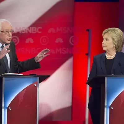 Image: Sanders to Join Clinton Tuesday in New Hampshire