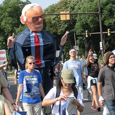 Image: Hot for Bernie: Sanders Supporters March in Sweltering Philly