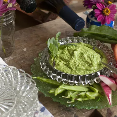 Image: Farmers Market Kitchen: Thai Basil-Coconut-Cashew Pesto