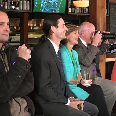 Image: Barnstorming Vermont, Minter Calls Gov's Race 'Neck and Neck'