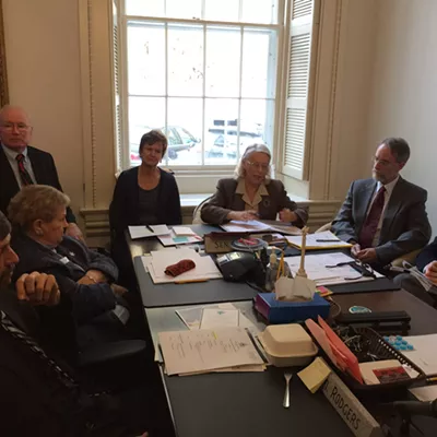 Image: Judicial Board Agrees to Give Scott More Justice Candidates