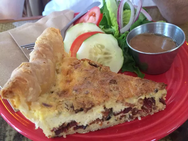 Alice Eats: Capitol Grounds Caf&eacute;