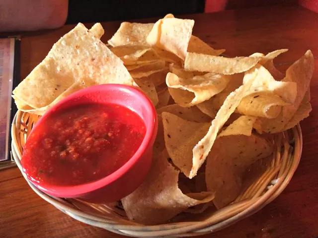 Alice Eats: El Dorado Tavern