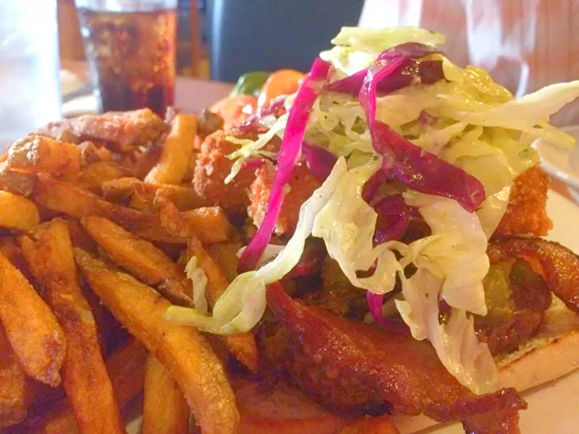 Alice Eats: El Dorado Tavern