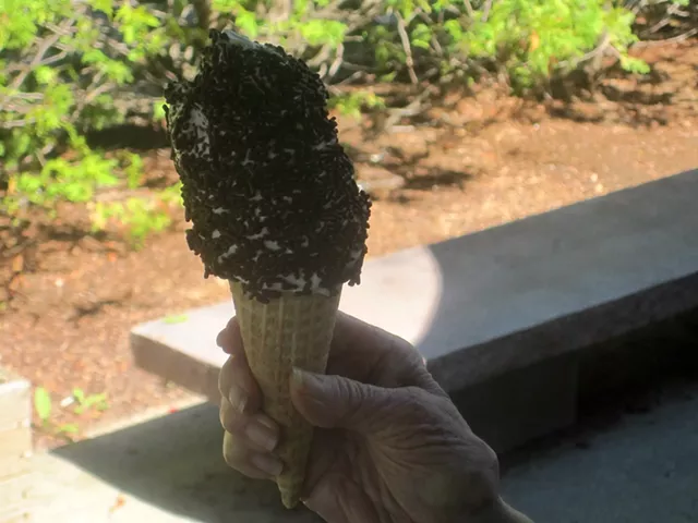 Alice Eats: Sweet Clover Market
