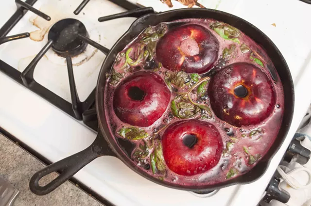 Farmers Market Kitchen: Crunchy, Creamy Cassis-Braised Apples