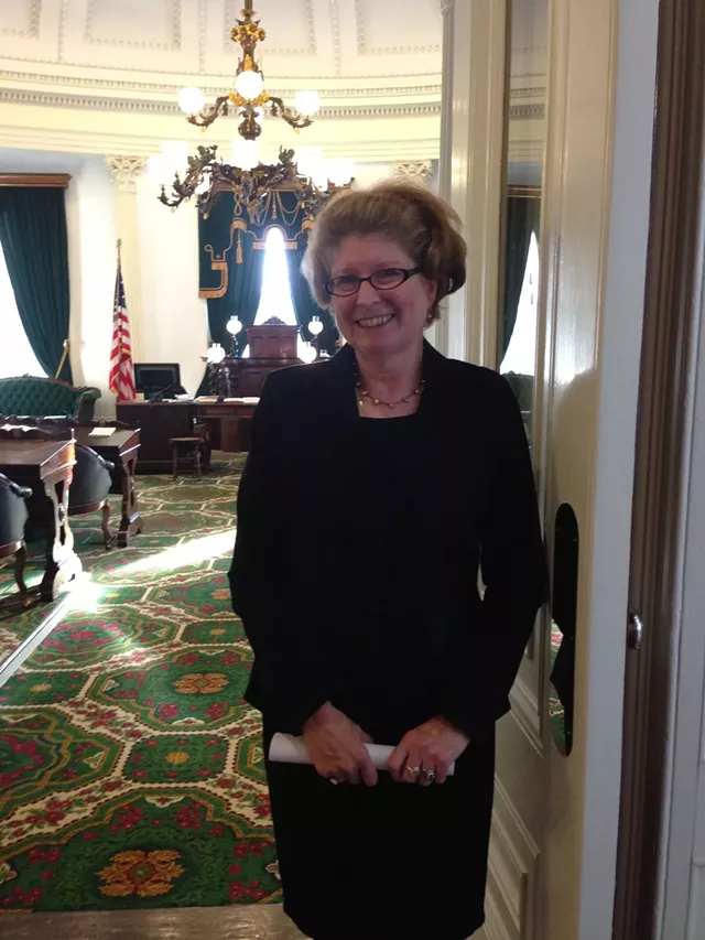 As Legislature Convenes, Snelling Drops Pro Tem Bid; Campbell Reelected