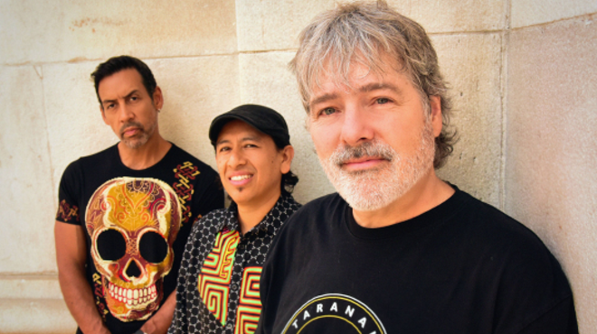 Image: B&eacute;la Fleck's BEATrio