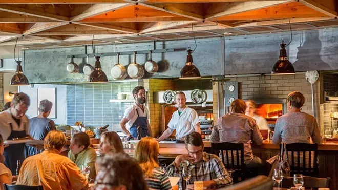 Image: Best restaurant service