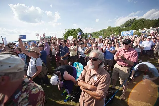 Crowds Flock to Bernie Sanders' Presidential Launch
