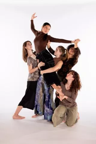 Image: Dance Company of Middlebury