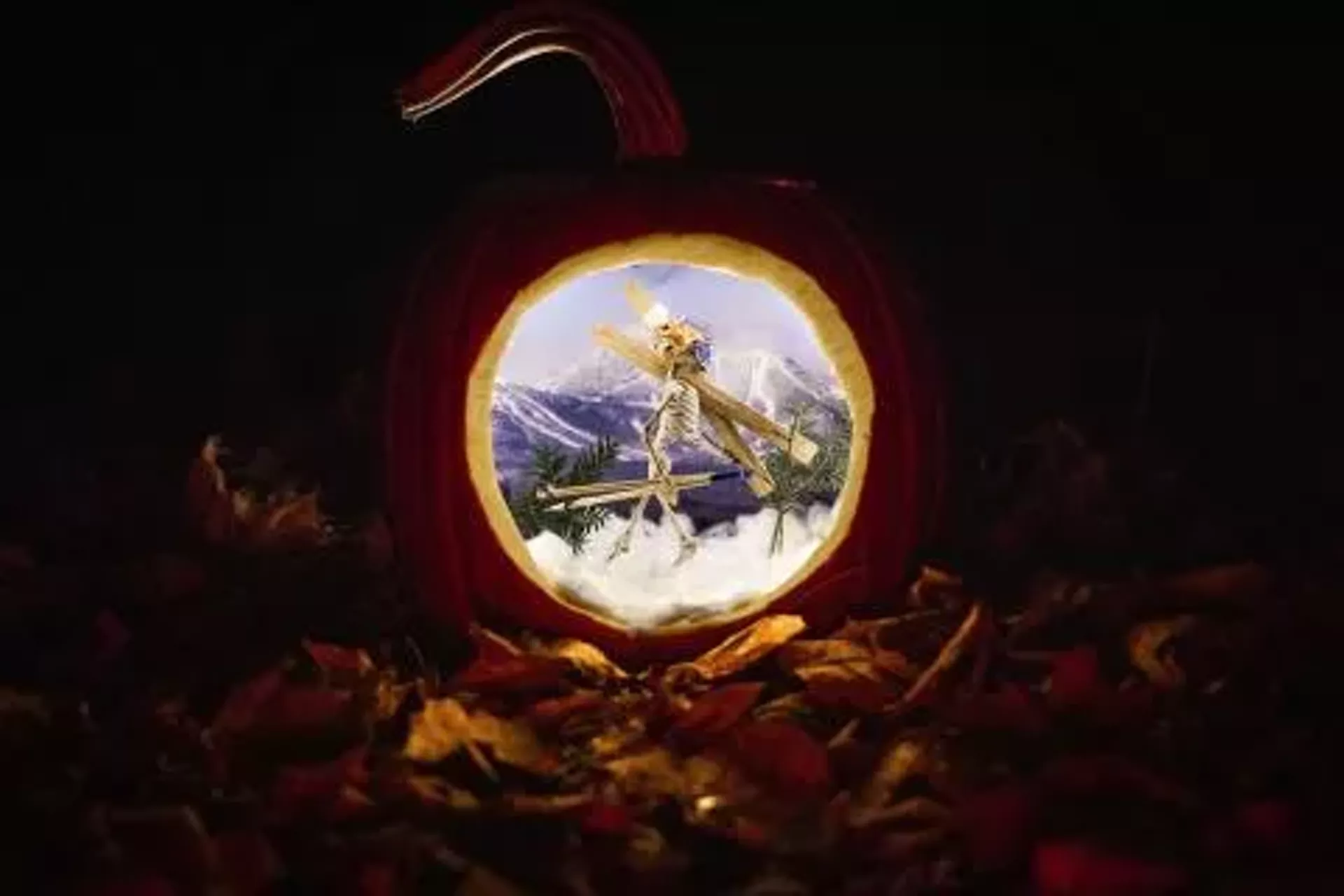 halloween_party_pumpkin_skeleton.webp
