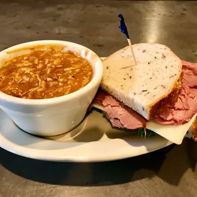 Image: Dining on a Dime: Maxi's Restaurant