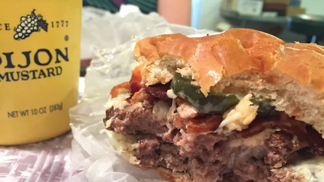 Image: Dining on a Dime: Mountain View Snack Bar of Barre