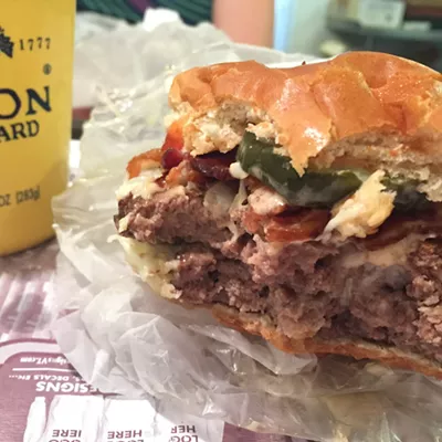 Image: Dining on a Dime: Mountain View Snack Bar of Barre