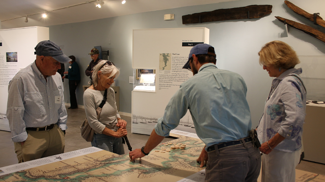 Image: Exhibit Docent Hours