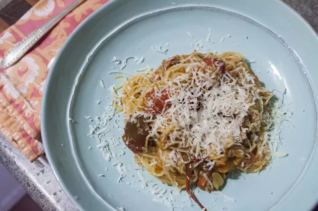 Farmers Market Kitchen: Pasta Pomodoro With Ham