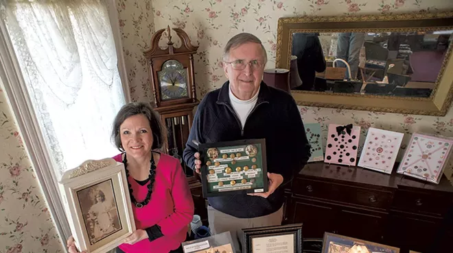 Image: Fastened Together: Verd Mont Button Club Celebrates 40 Years