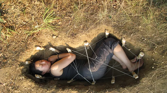 Image: Forget Caskets &mdash; the Infinity Burial Project Has Another Idea