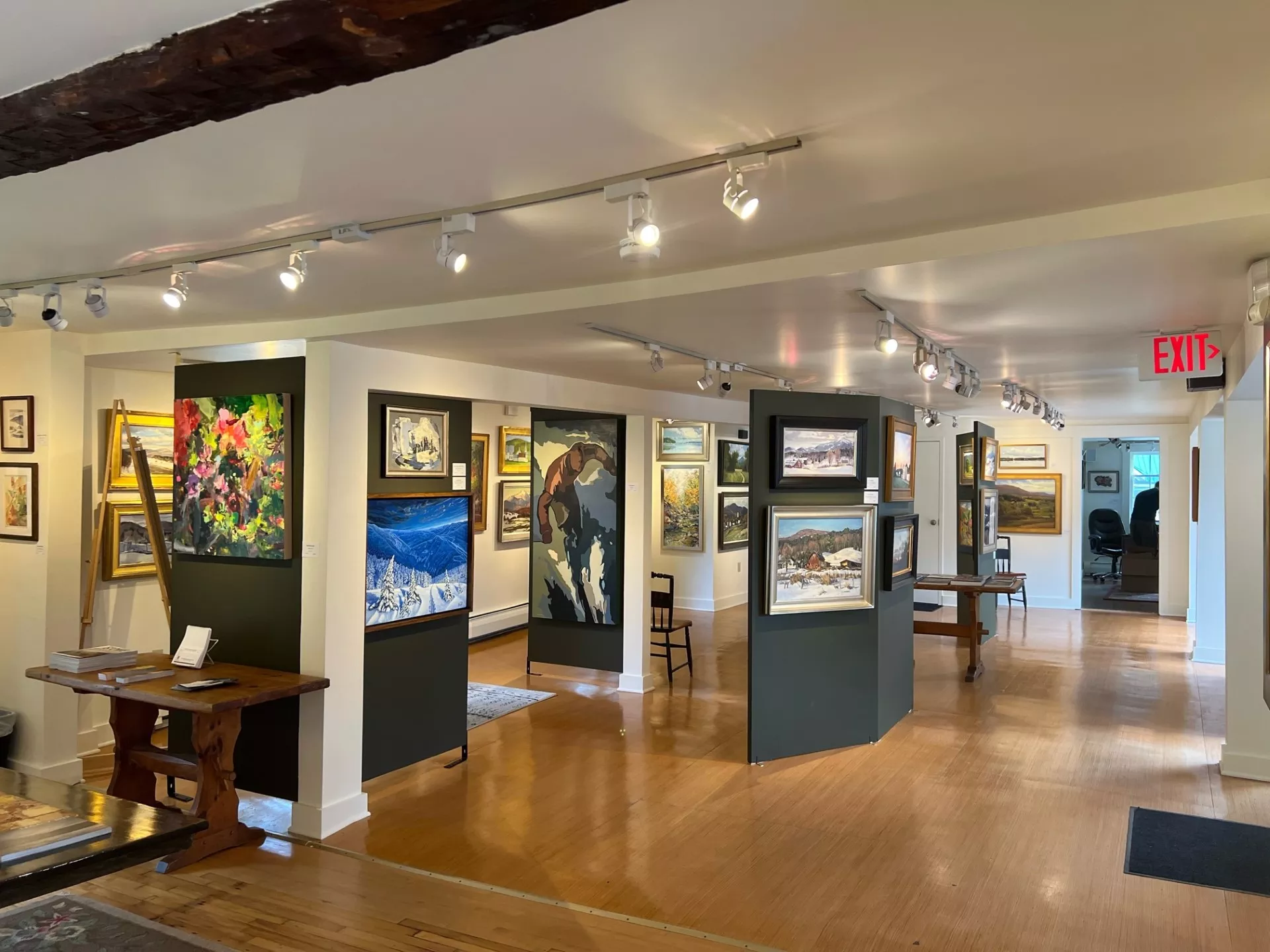 Interior, Bryan Fine Art Gallery