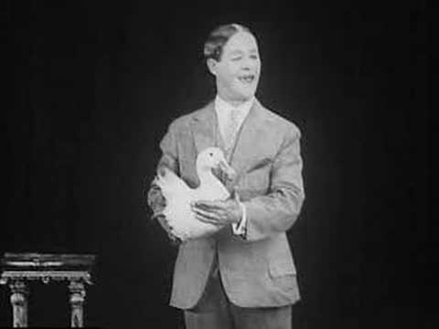Gus Visser and his singing duck - LIBRARY OF CONGRESS