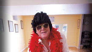Higley Harmon as Elvis and Roseanne Greco