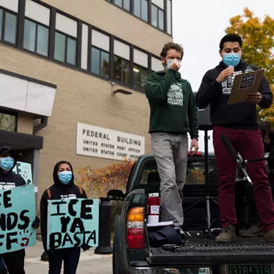 Image: ICE Agrees to Stop Deportations of Three Migrant Justice Activists