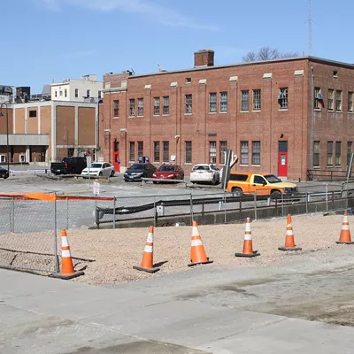 Image: Deemed Not Historic, Burlington's Midtown Motel Is Demolished