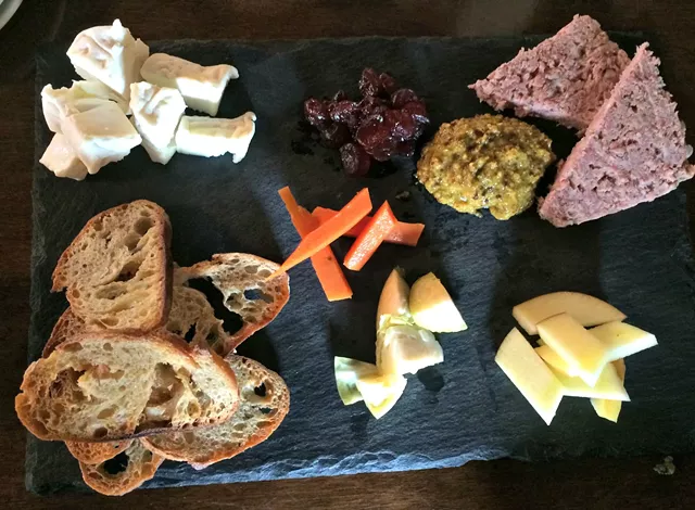 Alice Eats: Pro Pig Brewery