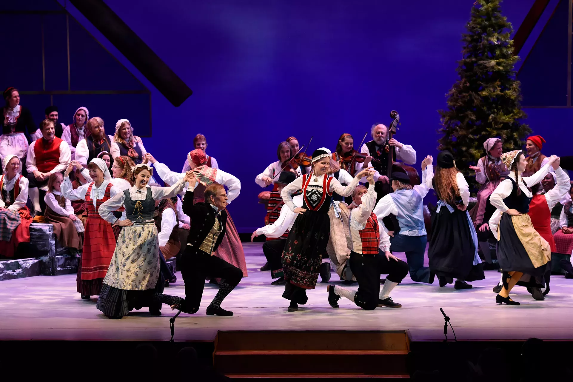 revels_north-calendar-spotlight-ravin.webp