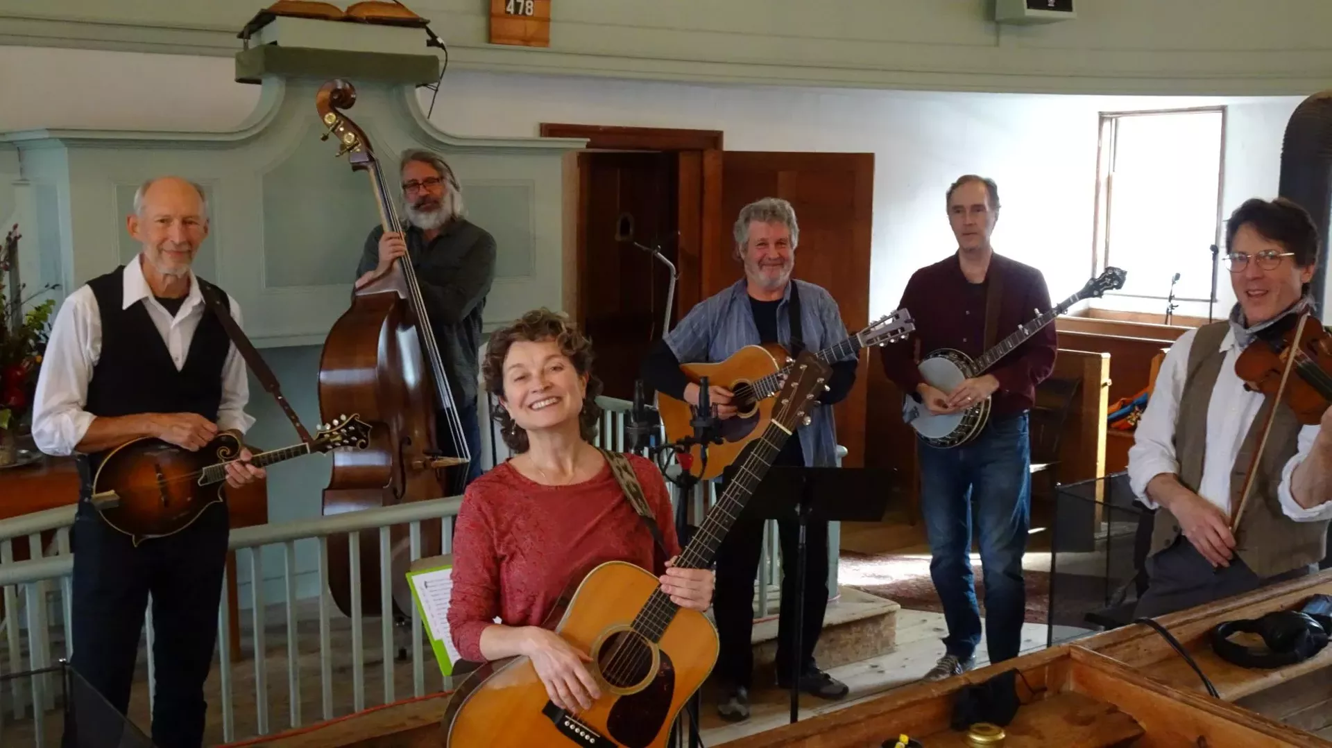 patty_casey_and_the_wicked_fine_players_smaller_file_002_.webp
