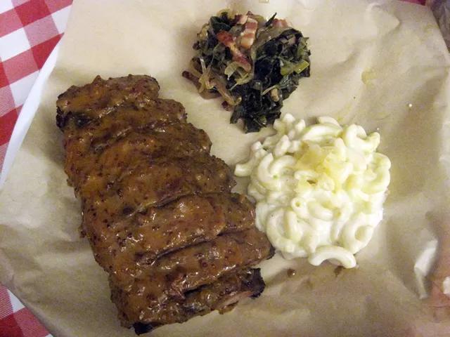 Alice Eats: Bone Yard Barbecue