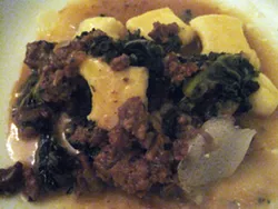 Alice Eats: Sunday Supper at the Kitchen Table Bistro